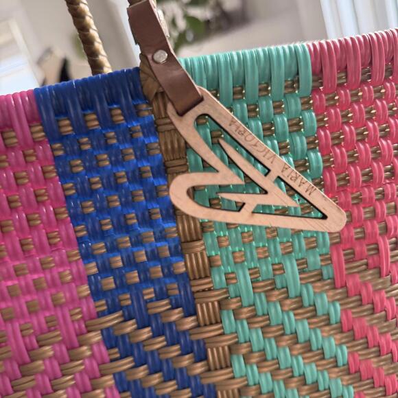 MARIA VICTORIA Large Woven Multi-Color Beach Shopping Tote Bag - Picture 3 of 9